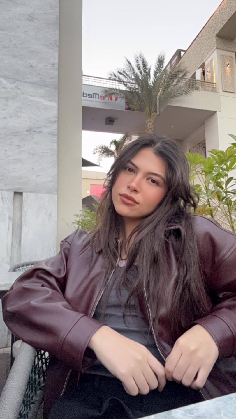 Customer photo review of Vintage leather jacket - Burgundy