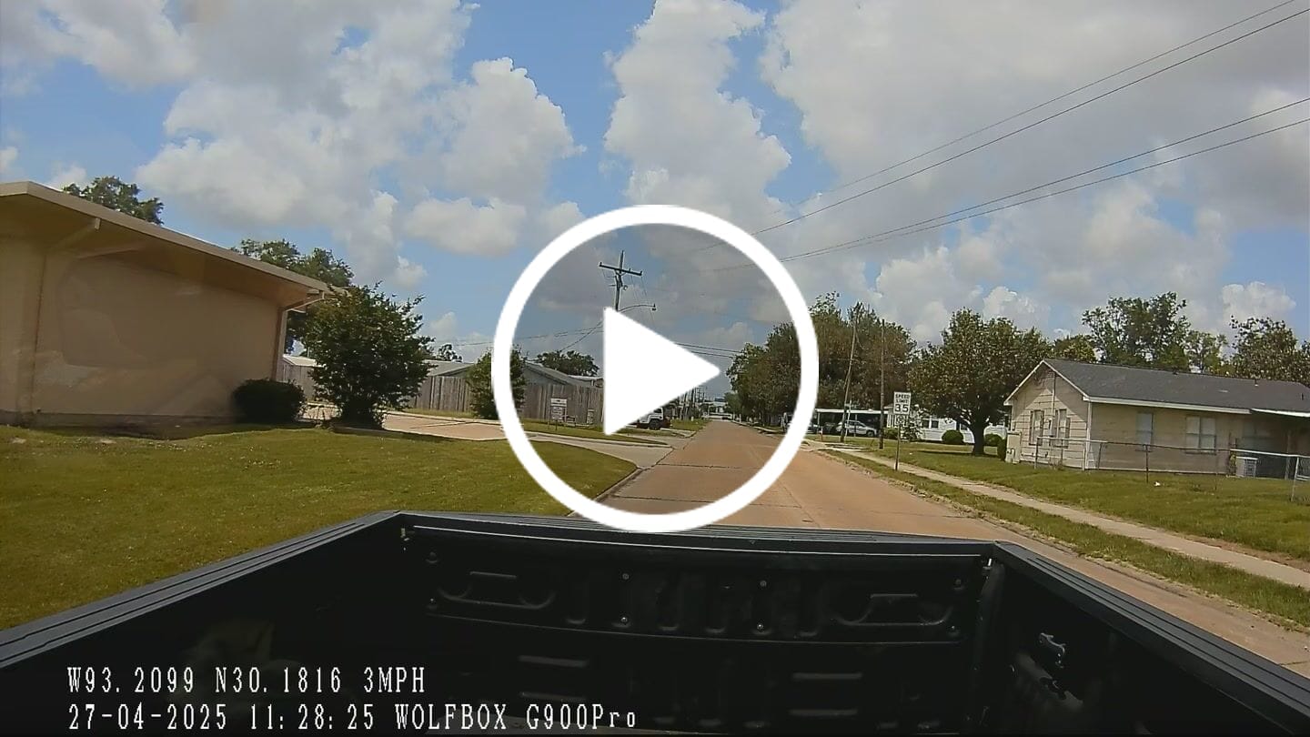 Customer video review of WOLFBOX G900Pro 12MP WiFi Touch Screen Rear View Mirror Dash Cam Smart Mirror with Exclusive 30-Month Warranty