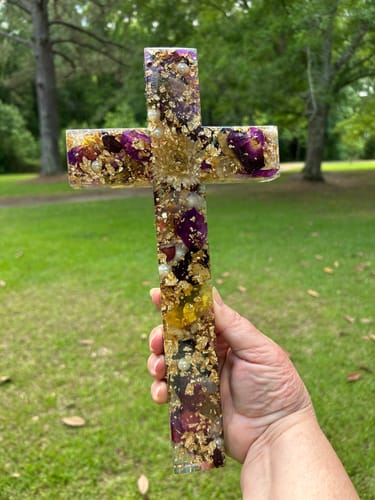 Customer photo review of 12x6x1" Cross Silicone Mold For Epoxy Resin - Medium Cross Mold