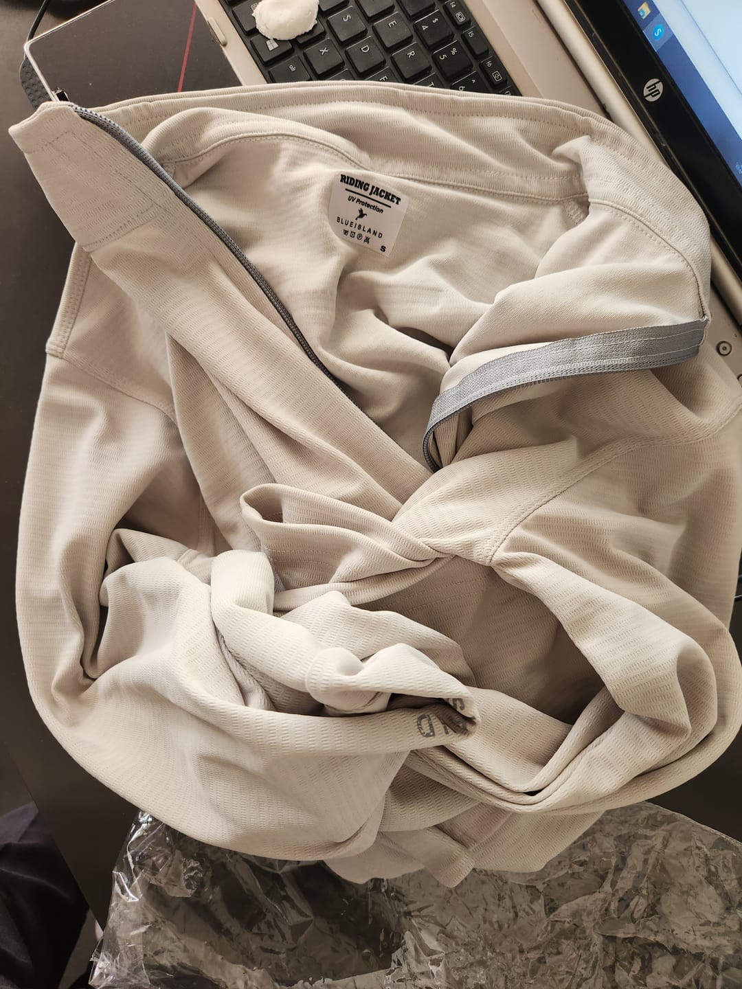 Customer photo review of Ash Grey - Sunblock Jacket
