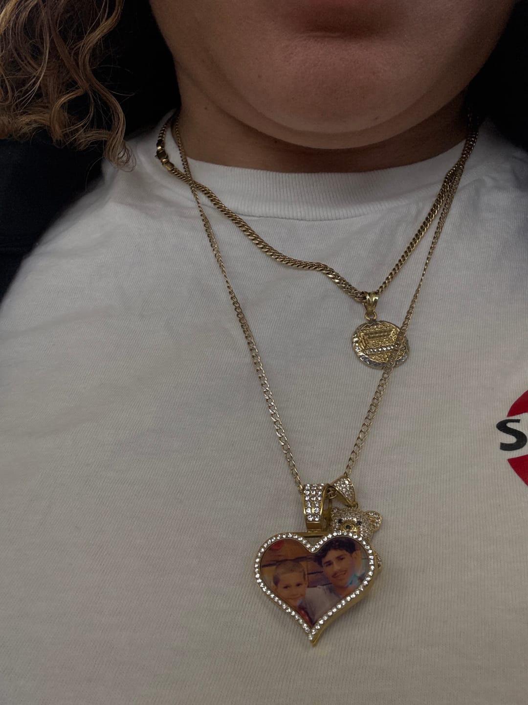 Customer photo review of Kids Iced Photo Pendant w/ Rope Chain