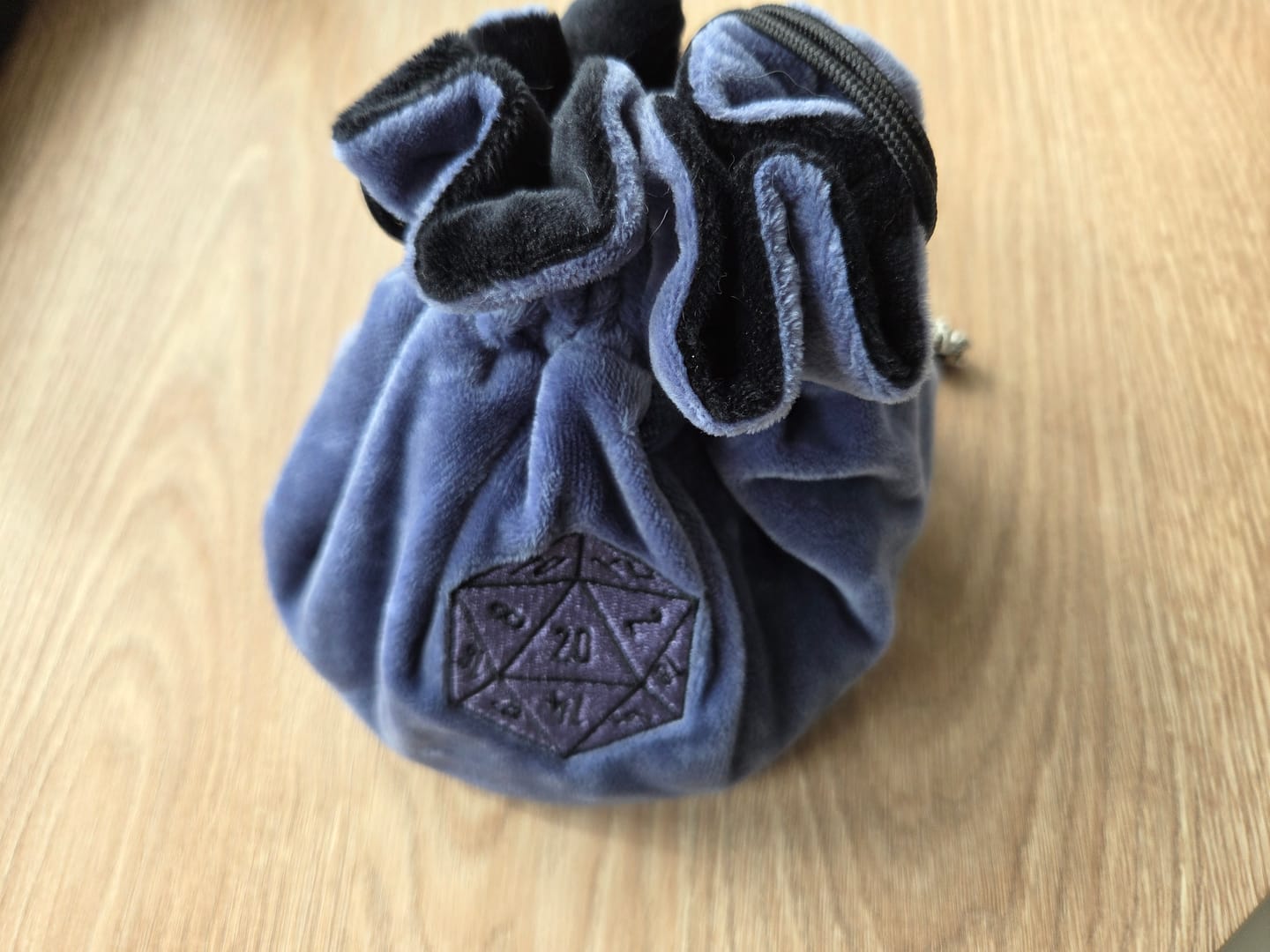 Customer photo review of XXL-Würfelbeutel mit 7-Fächern aus Plüsch