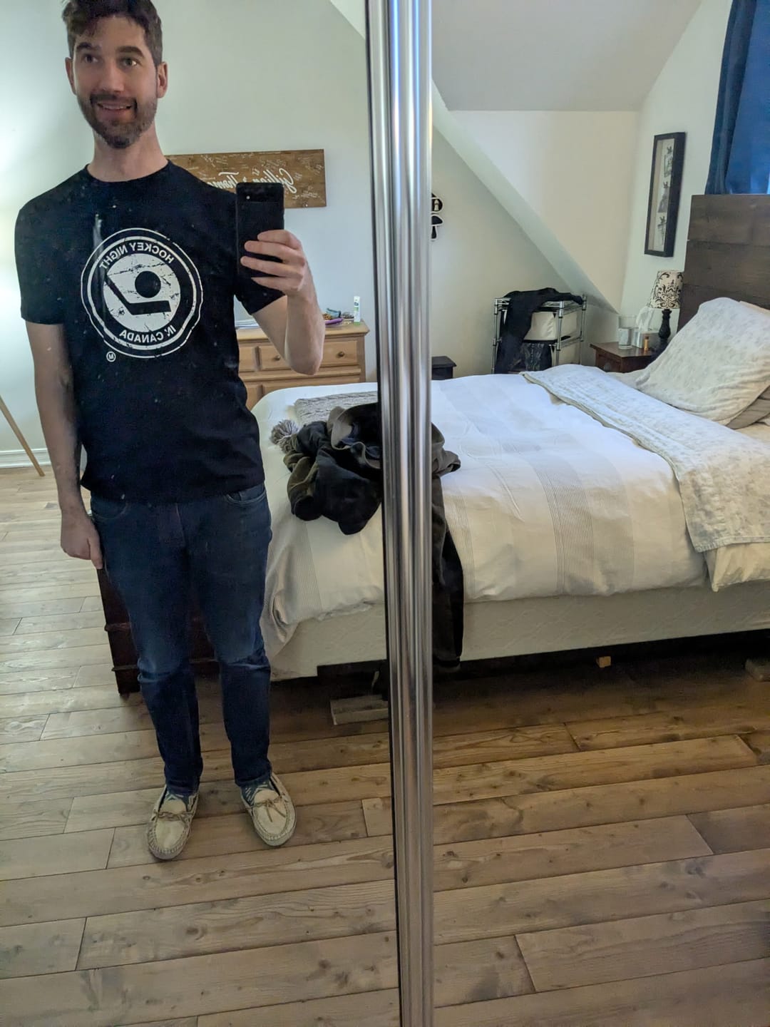 Customer photo review of Retro Hockey Night In Canada Distressed Logo T-shirt