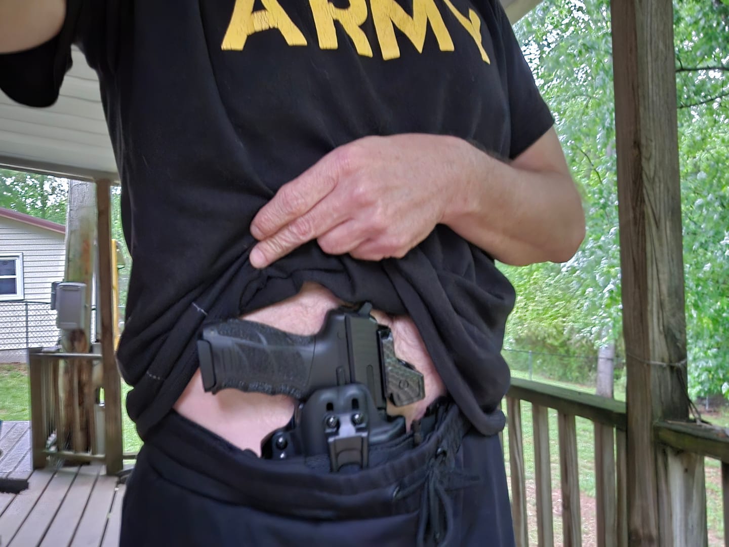 Customer photo review of Carrier Joggers Mk.II - Midnight Black