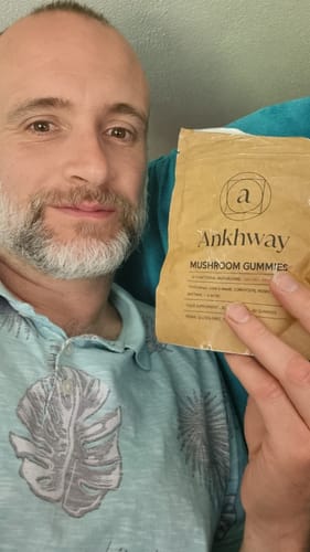 Customer photo review of 2-Month Mushroom Gummies