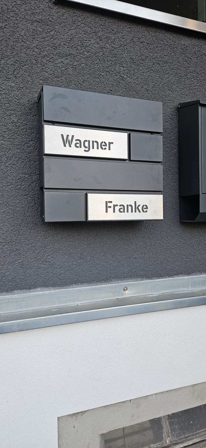Customer photo review of Absenkautomatik für Briefkastendeckel