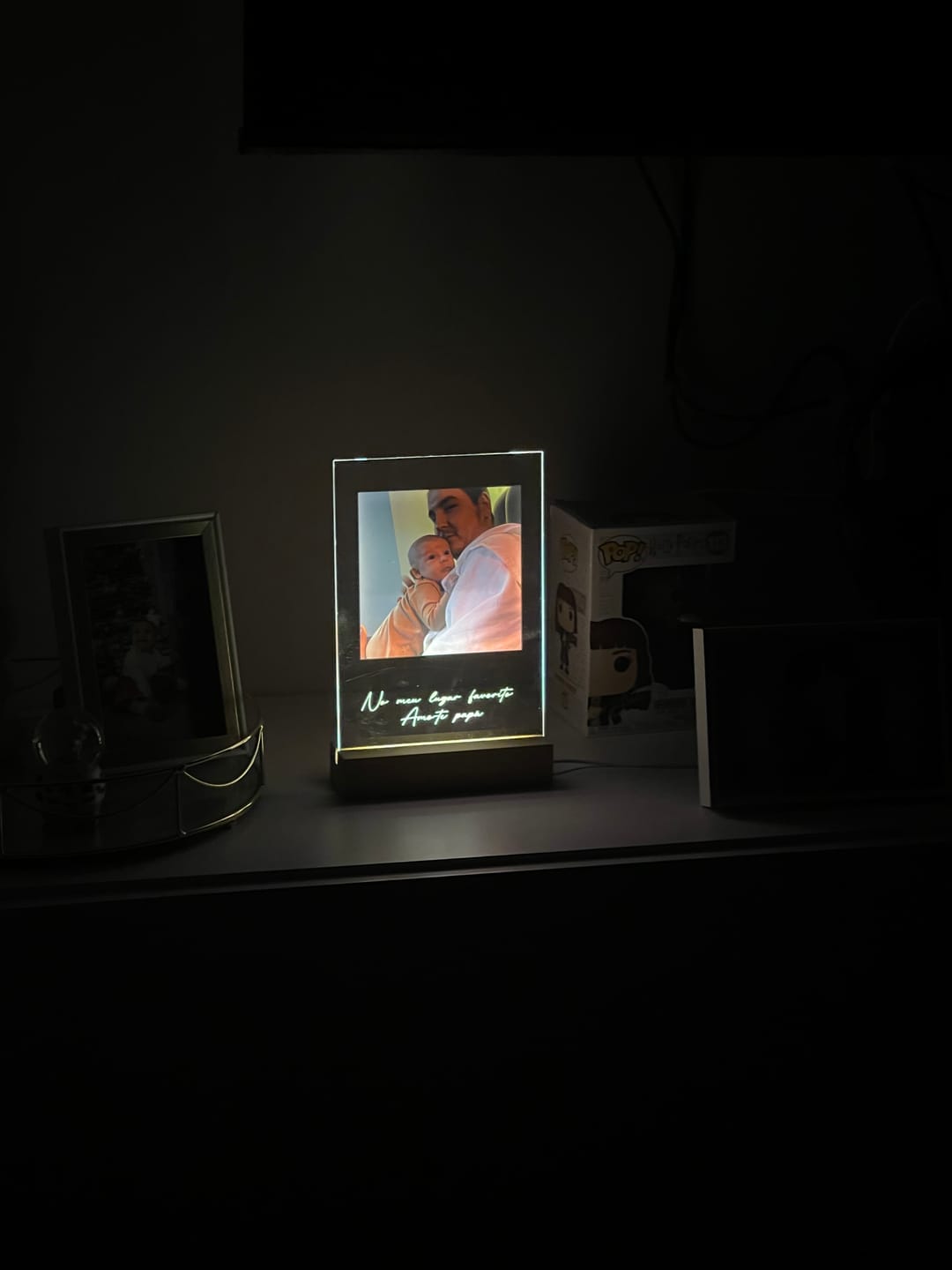 Customer photo review of Lâmpada Frase & Fotografia Personalizável