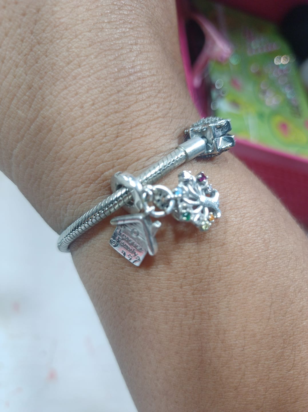 Customer photo review of Charm Casa, Árbol y Infinito "Forever Family"