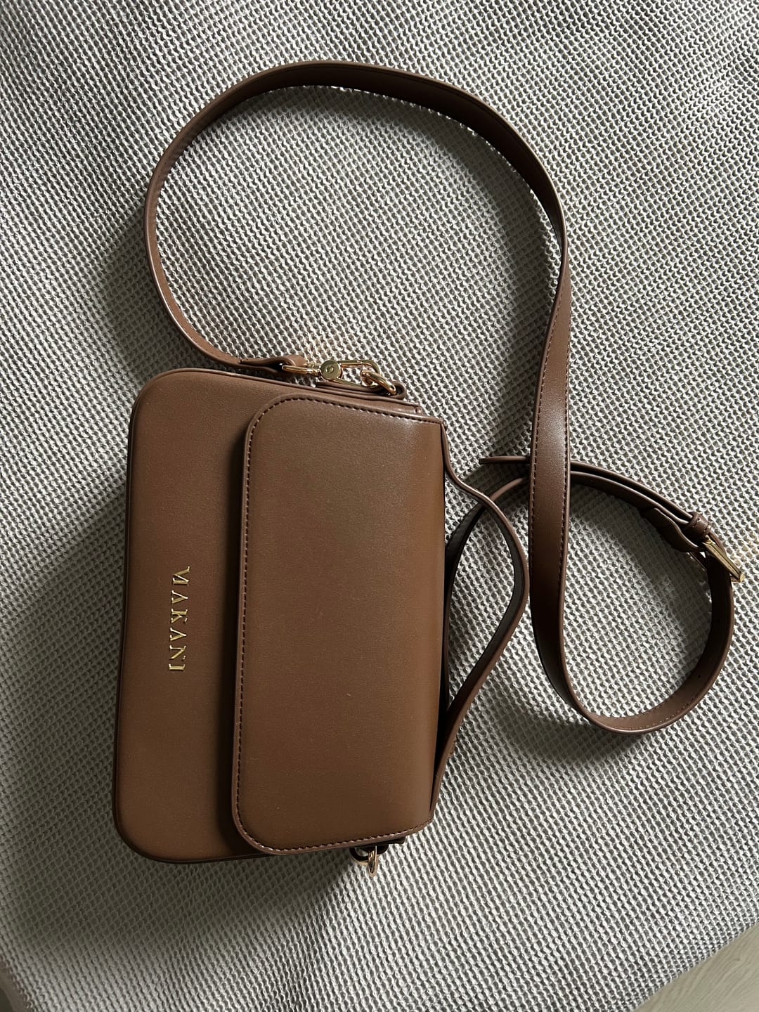 Customer photo review of NALUA - DARK BROWN