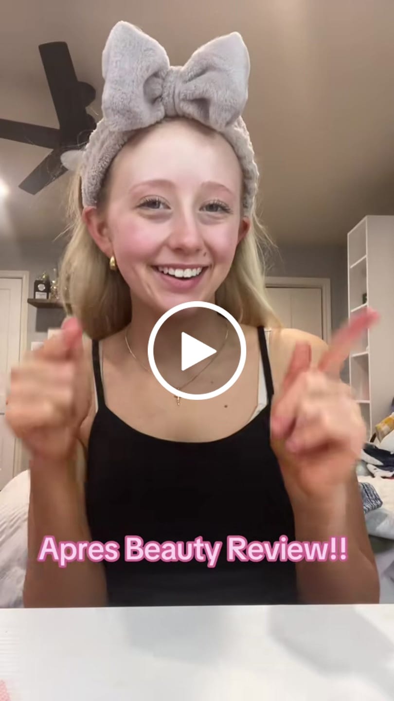 Customer video review of Cool + Glow Facial Towelettes