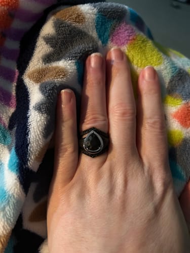 Customer photo review of Rinfit Silicone Rings for Women - New Metal-Framed with 2 Stackable Rings - Silicone Diamond Rings Wedding Bands Women