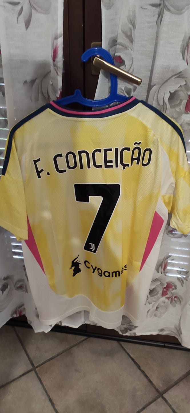 Customer photo review of MAGLIA JUVENTUS TRASFERTA 2024/25