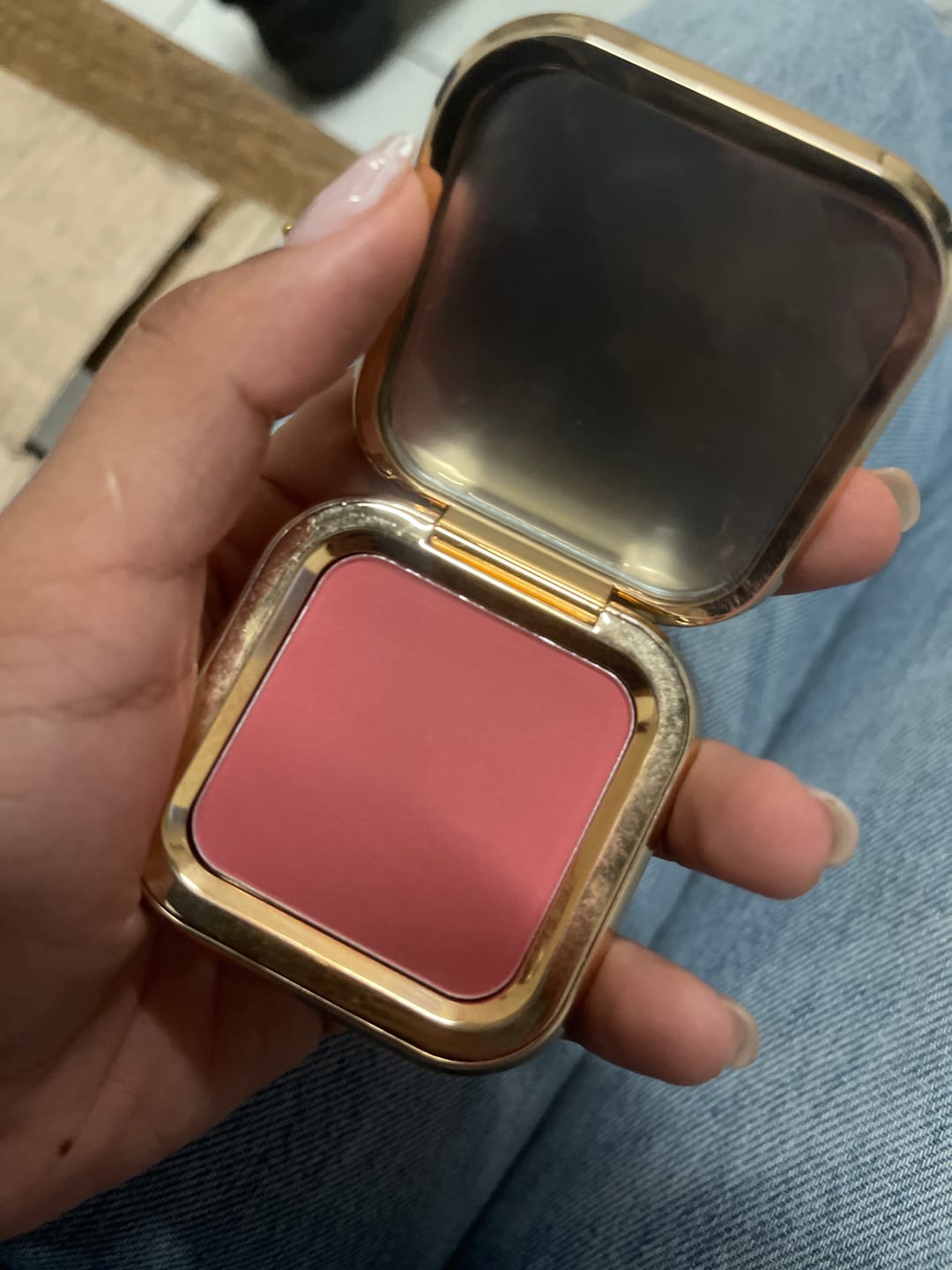 Customer photo review of RUBORES COMPACTO 1ST SCENE