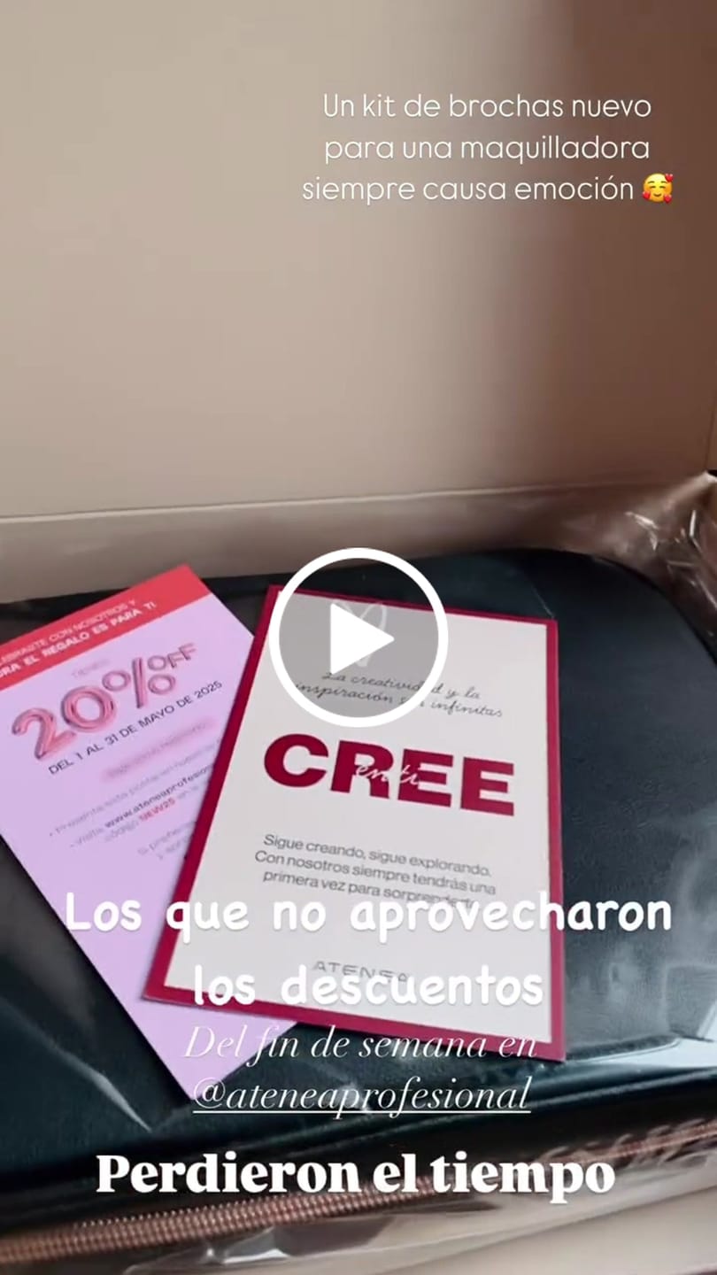 Customer video review of KIT DE BROCHAS DE MAQUILLAJE FLAWLESS X46 PCS