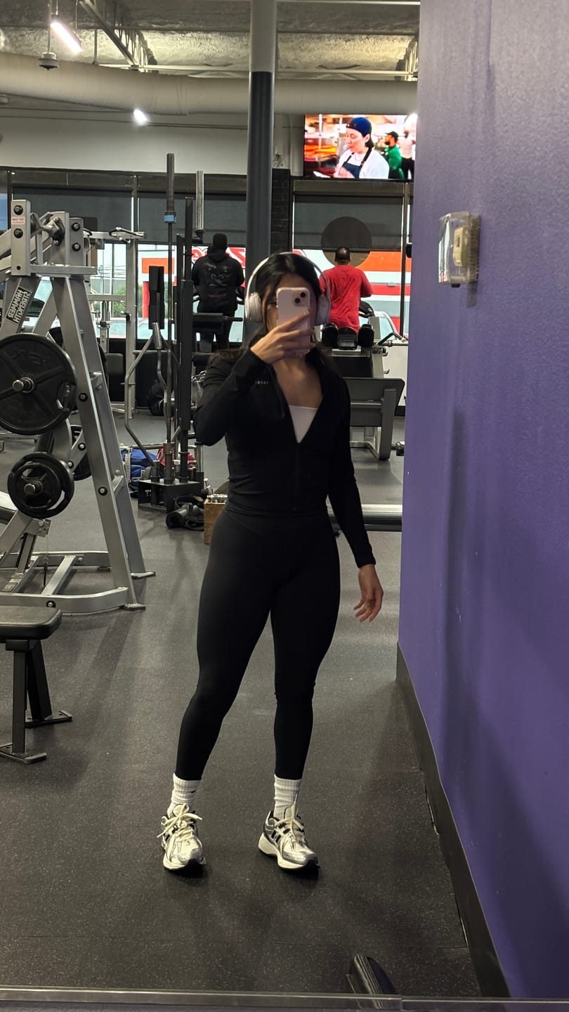 Customer photo review of W553 Luna Fitted Jacket