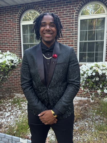 Customer photo review of Men's 2-Piece Jacquard Embroidery Paisley Black Suit