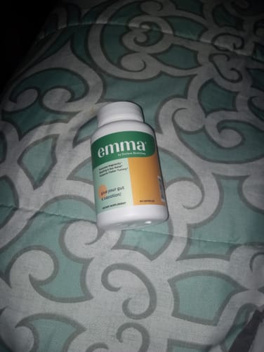 Customer photo review of Emma