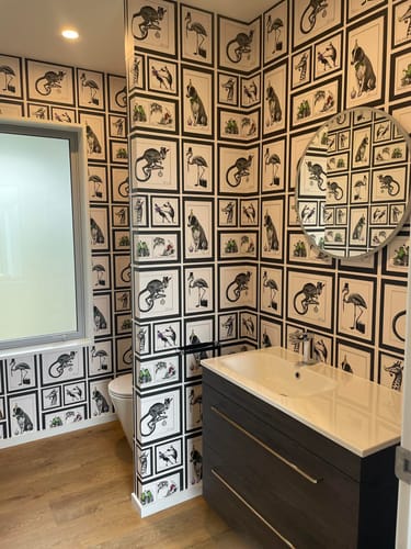 Customer photo review of Mad Dogs Wallpaper