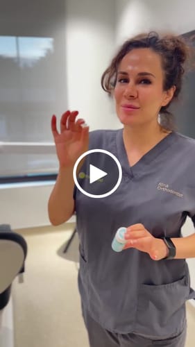 Customer video review of StarMintz Breath Mints for Aligners