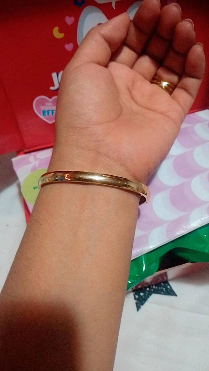 Customer photo review of Pulsera Elizabeth