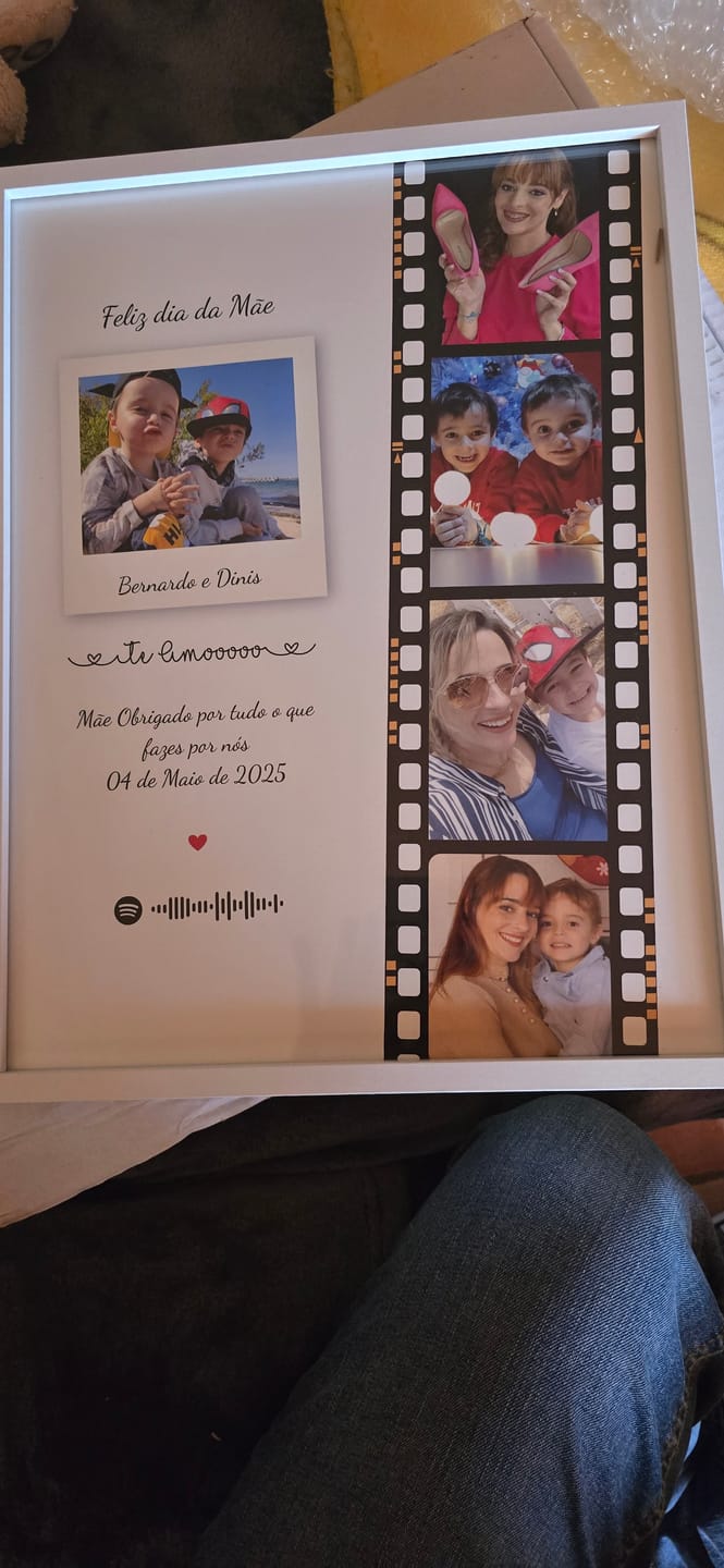 Customer photo review of Quadro Polaroid & Camera Roll c/ 4 Fotografias