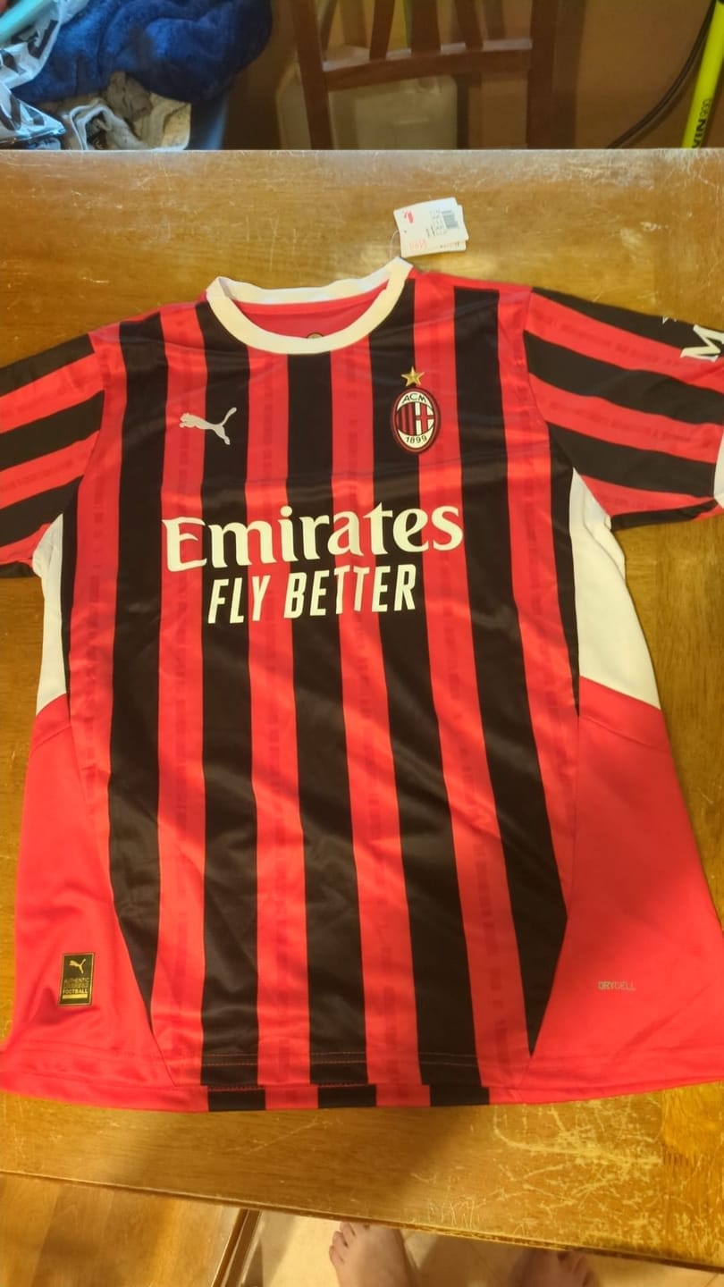 Customer photo review of MAGLIA MILAN HOME 2024/25