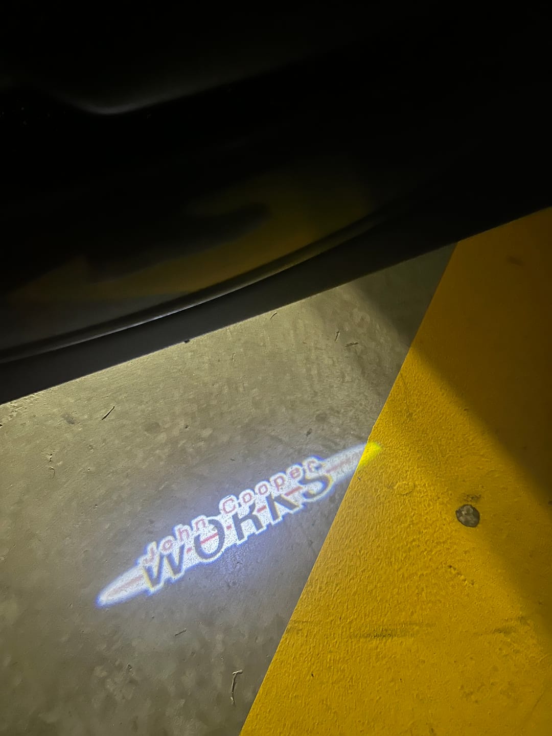 Customer photo review of MINI JOHN COOPER WORKS LOGO PROJECROTR LIGHTS Nr.76 (quantity  1 =  2 Logo Film /  2 door lights)
