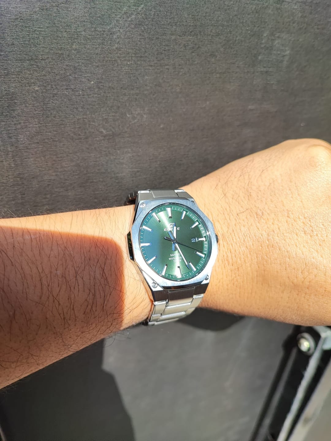 Customer photo review of Reloj Casio Edifice EFR-S108DJ-3AJF "Casioak" Metálico Sapphire JDM