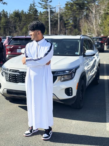 Customer photo review of White Embroidered Thobe