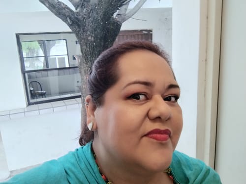 Customer photo review of Arete Earcuff Destellos con zirconia
