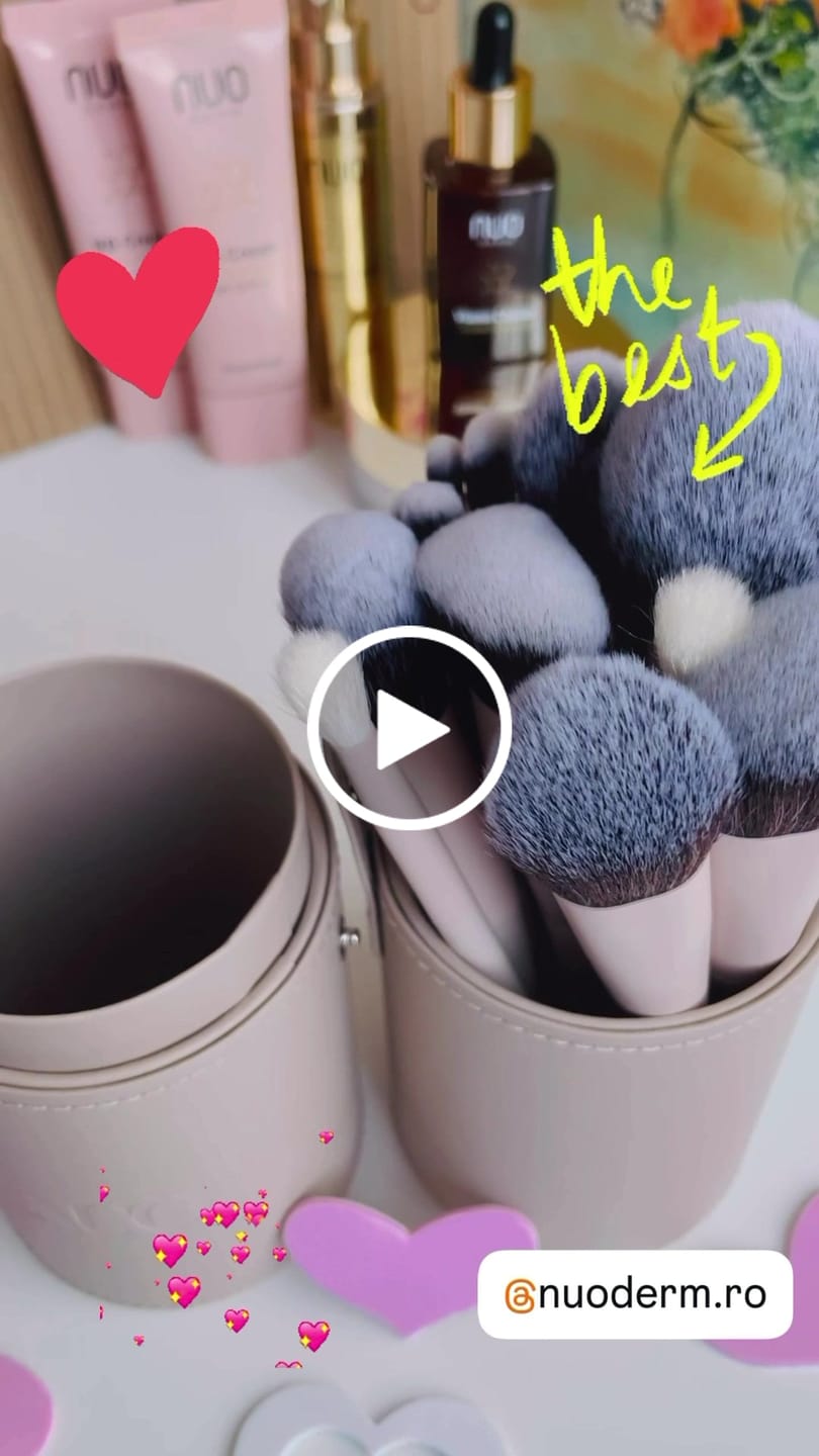 Customer video review of Set de Pensule pentru Machiaj - Colectia Completa