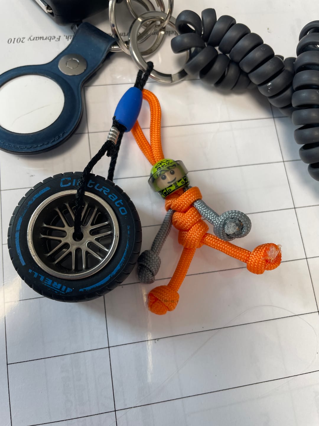 Customer photo review of Limited Edition 2025 Lando Norris Racing Paracord Buddy Keychain