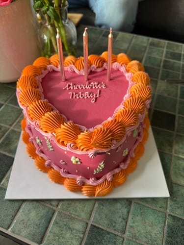 Customer photo review of holly