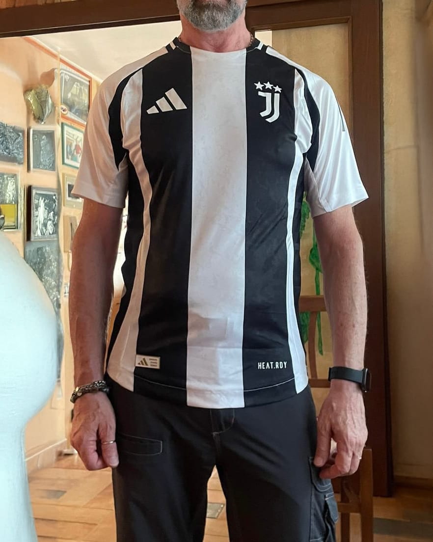 Customer photo review of MAGLIA JUVENTUS HOME 2024/25