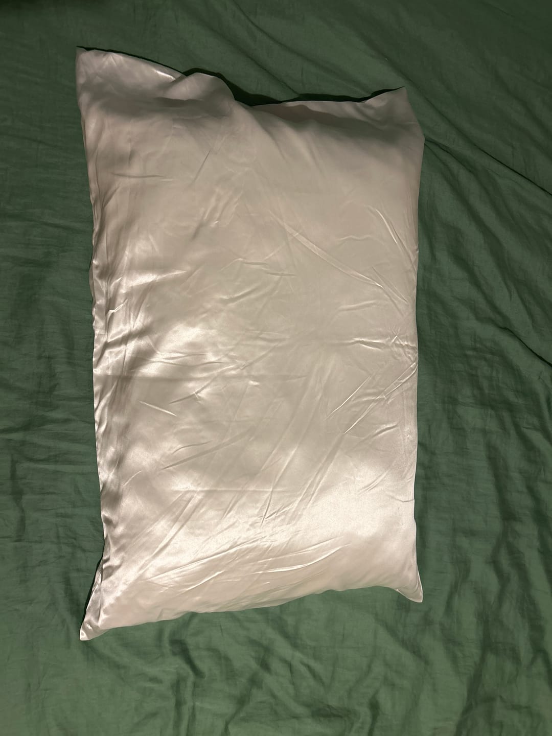 Customer photo review of Ivory White Silk Pillowcase-  NZ Standard Size - Zip Closure