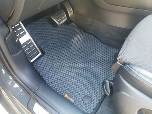 Customer photo review of Auto Fußmatten nach Maß - Komplettset
