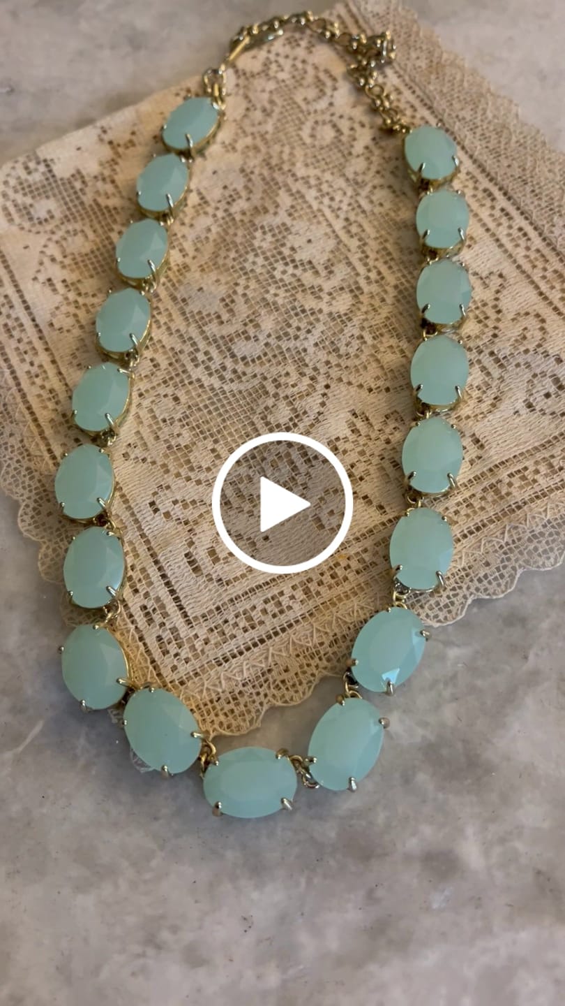 Customer video review of HEIDI DAUS® "Devil Wears Heidi" Oval Crystal Necklace