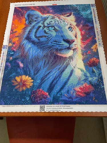 Customer photo review of Premium Yllätyskuva - Diamond Painting AB-kivillä