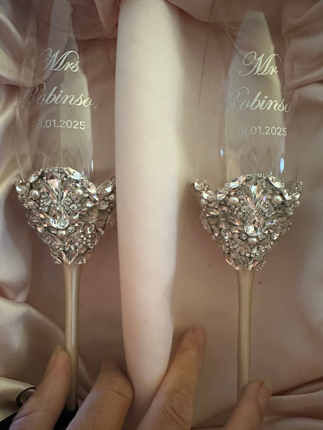 Customer photo review of Flutes Blossom Ivory & Pearls
