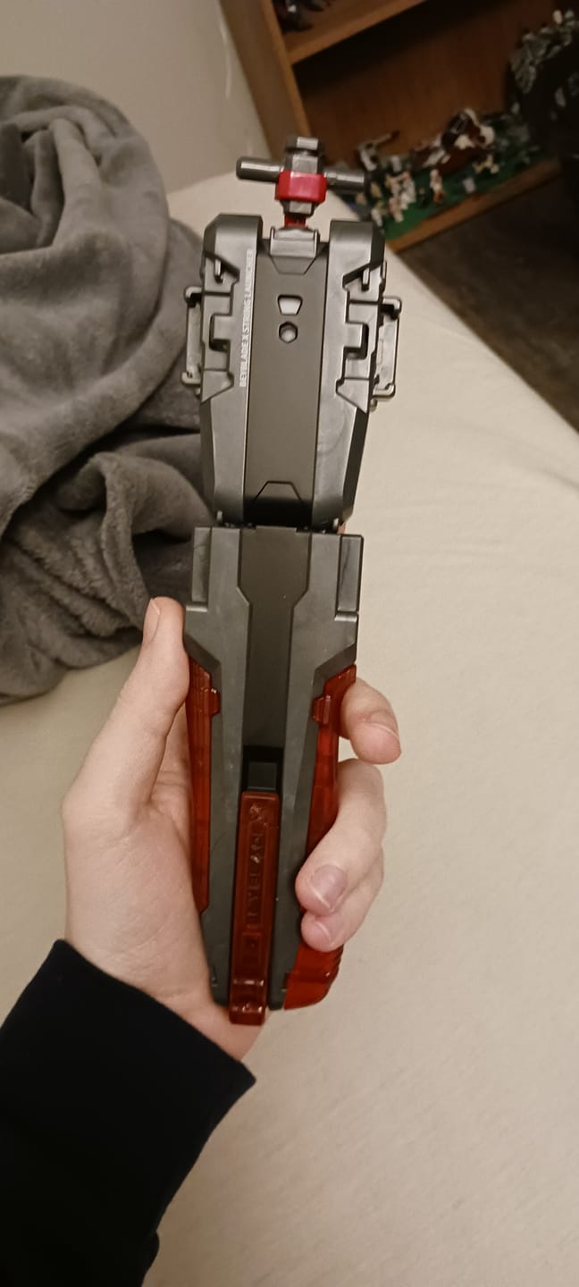 Customer photo review of [Pre-Order Lot 2 APR 22nd] Takara Tomy Beyblade X BX-41 Rubber Custom Grip Gunmetal Ver