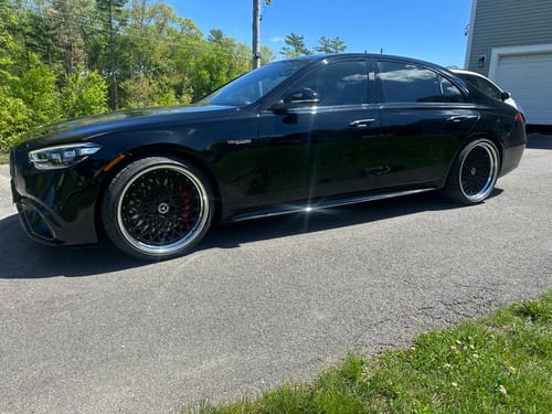 Customer photo review of CUSTOM FORGED 2-PIECE WHEELS: RV-DM03