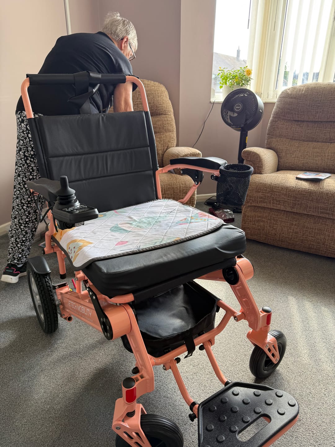 Customer photo review of Enterprise 200 – Lightweight Folding Electric Wheelchair with Premium 350W Brushless Motors (200kg Load, 53cm Seat)