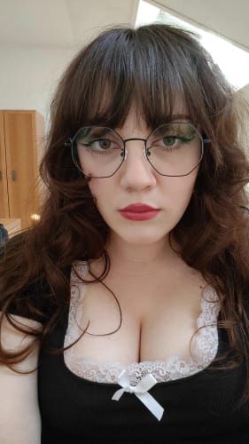 Customer photo review of Linda Eyeglasses