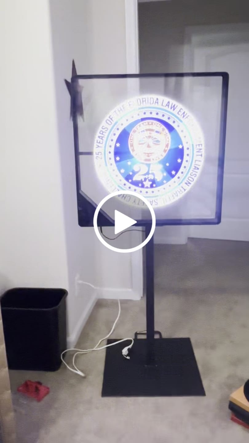 Customer video review of Square Acrylic Case on Flat Base Stand with L4 25.5" Holographic Fan