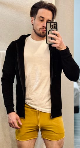 Customer photo review of 102 Bodybuilding French Terry Shorts