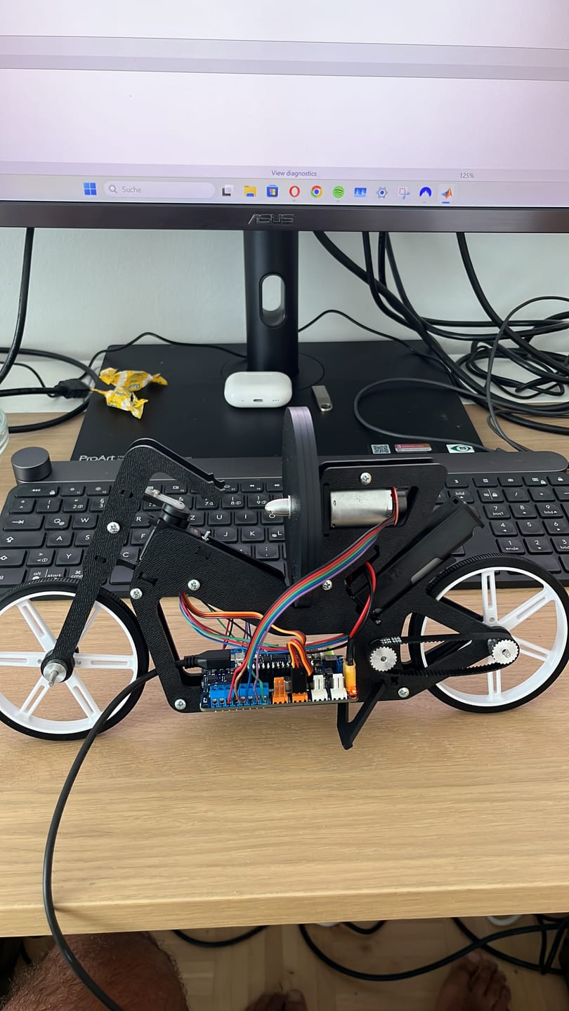 Customer photo review of Arduino Engineering Kit Rev2