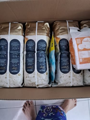 Customer photo review of [Carton] Hoppi RoyalDream Diapers 100% 7 Chemicals-Free