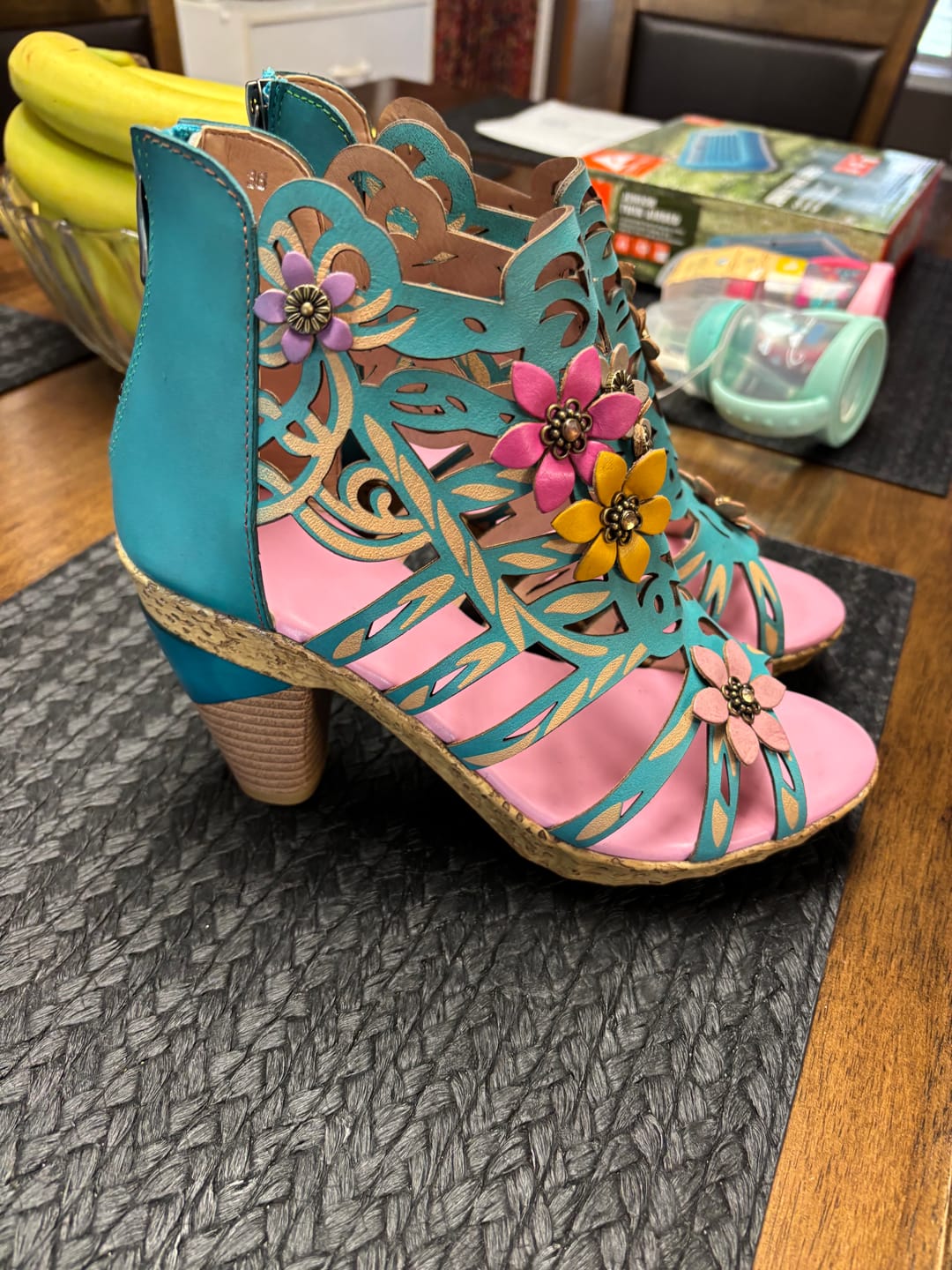 Customer photo review of Blooming Vine Romantic Cutout Sandals