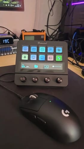 Customer photo review of MiraBox N4 Stream Deck Studio Controller with Customisable Touch Strip Dials and LCD Keys