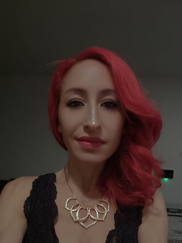 Customer photo review of Gold Glitter Freckles Makeup Patches